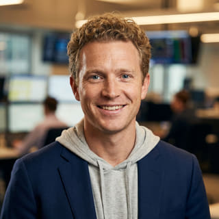 Ryan Brooks, acreditado como Analista Principal de Trading en Sobrio Cuotencia, foto de perfil